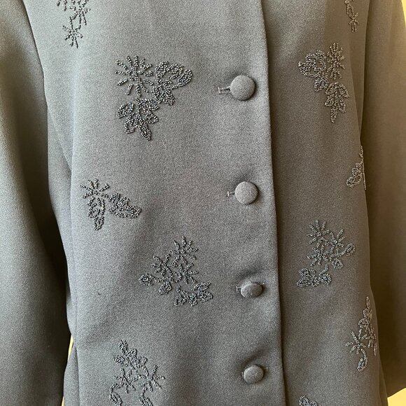 Alfred Dunner Long Sleeve Embellished Formal Blazer - Size 16 - Picture 6 of 13